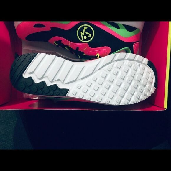 ZUMBA Air Lo shoes in Black, Pink, Lime Green and Yellow Size 11 - Picture 5 of 6